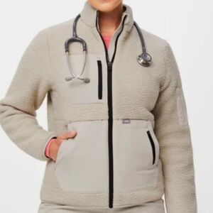 Figs on-shift Sherpa jacket
